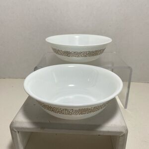 Two vintage CORELLE Woodland Brown 61/4 “cereal, salad soup bowls